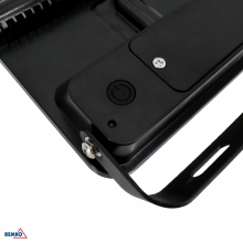 NAŚWIETLACZ SOLARNY LED SOKER 8W 1000LM 3000K/4000K/6500K IP54 CZARNY CZ. PIR